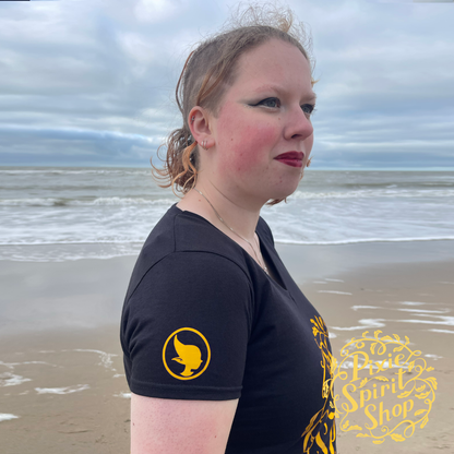 Dames T-shirt V hals -  Pixie Spirit Logo borst geel