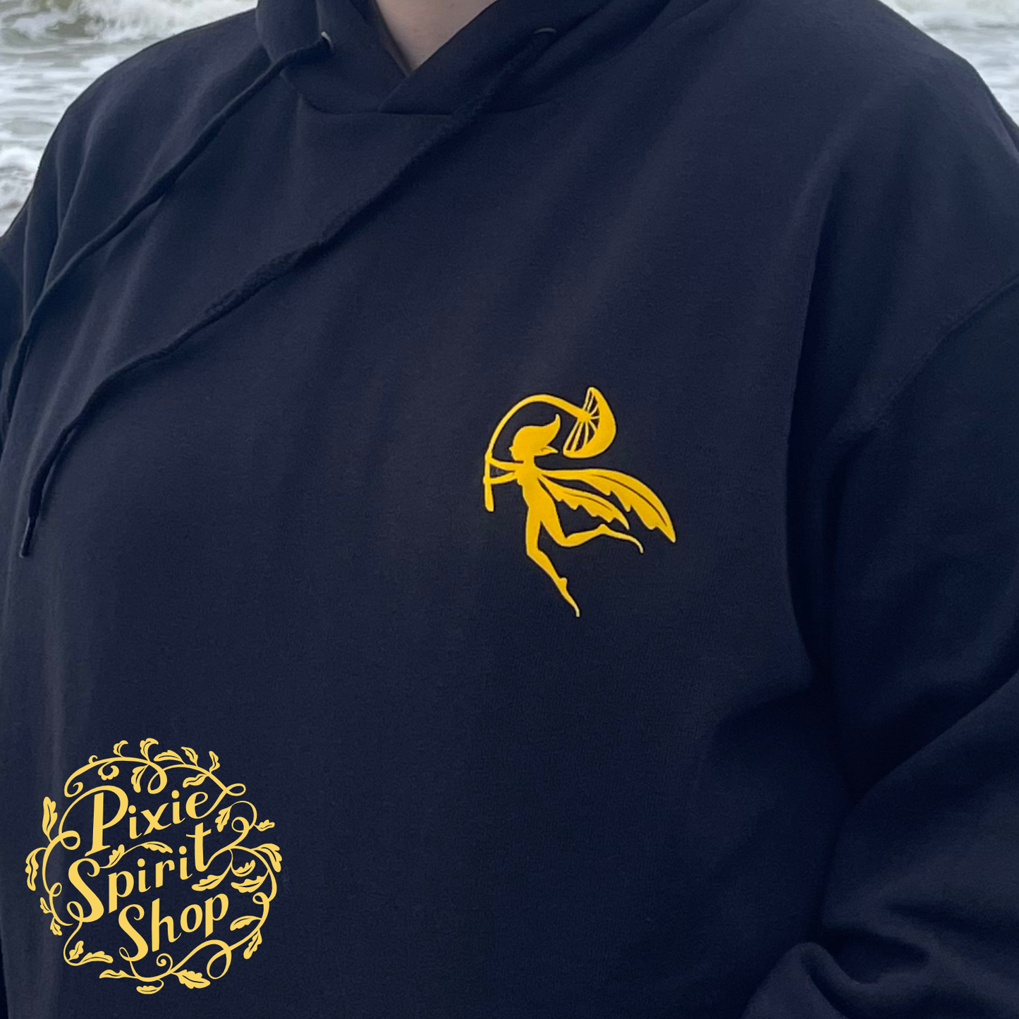 Dames Hoodie - Logo Pixie Spirit rug geel